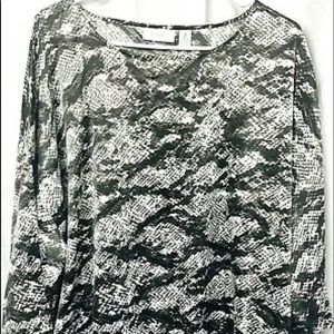 Chico's size 2 blouse black and gray short sleeve